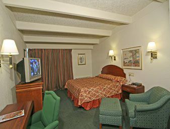 Knights Inn Greensboro Zimmer foto